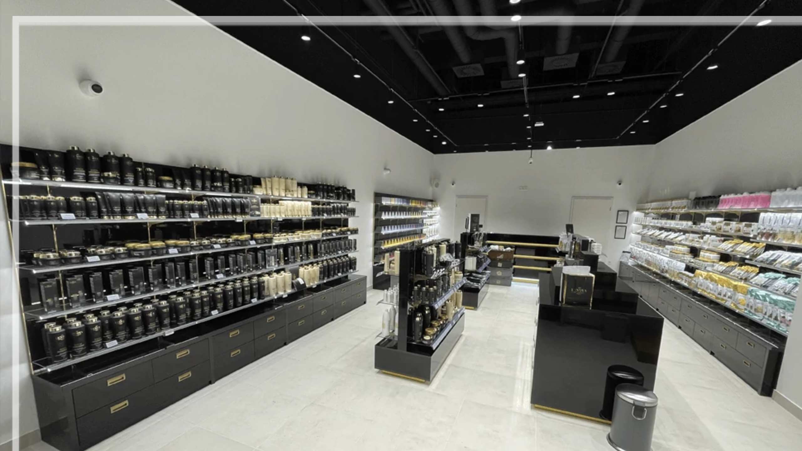Üzletberendezés - Luxoya Westend